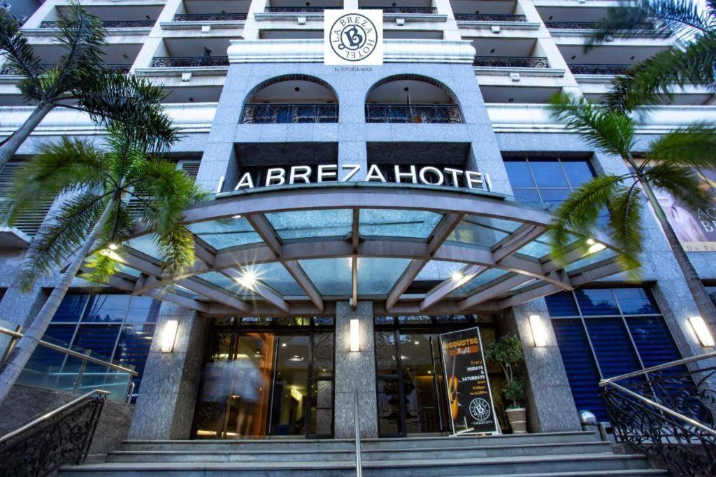La Breza Hotel Bandar Quezon Luaran gambar