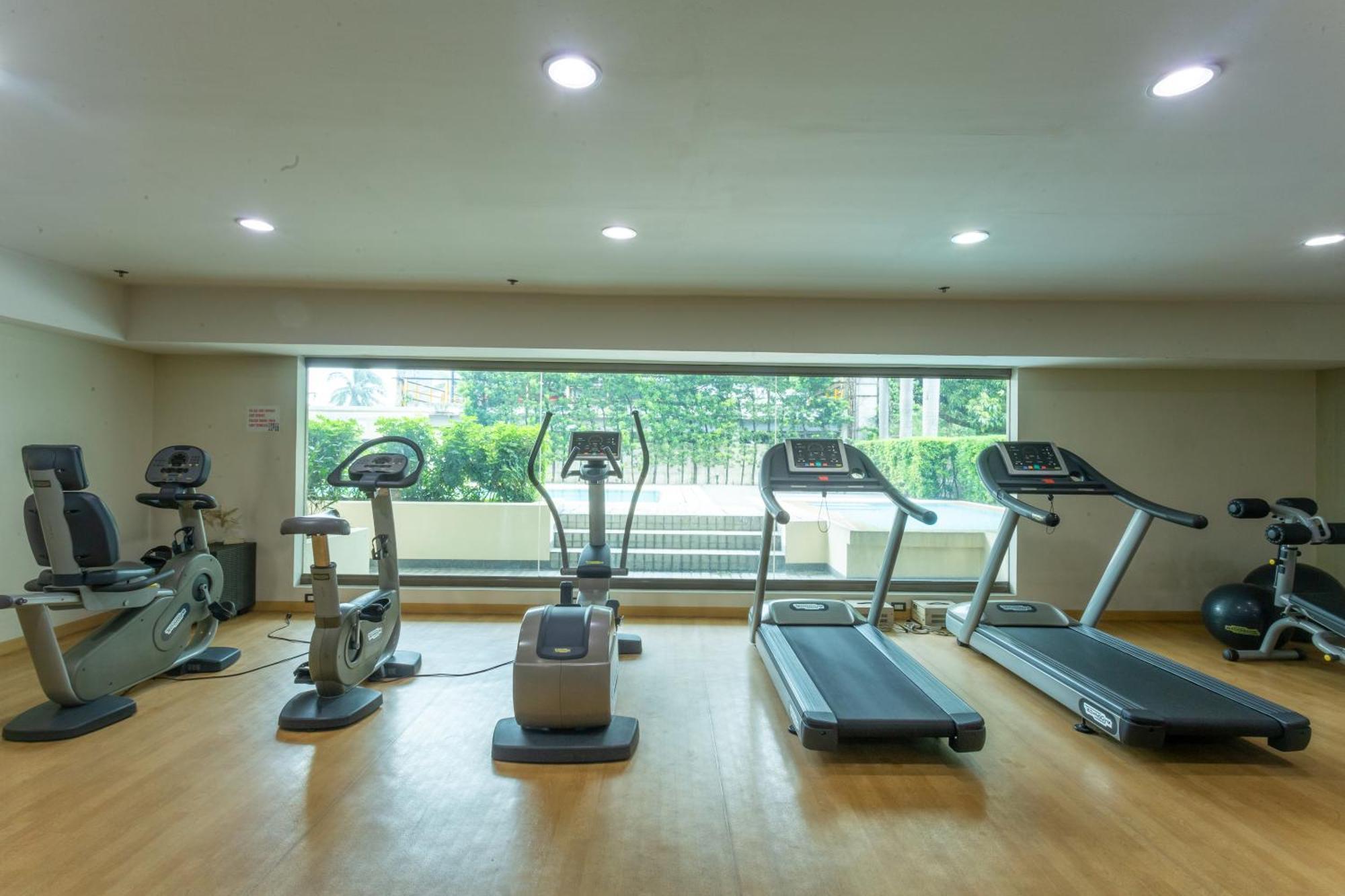 La Breza Hotel Bandar Quezon Luaran gambar