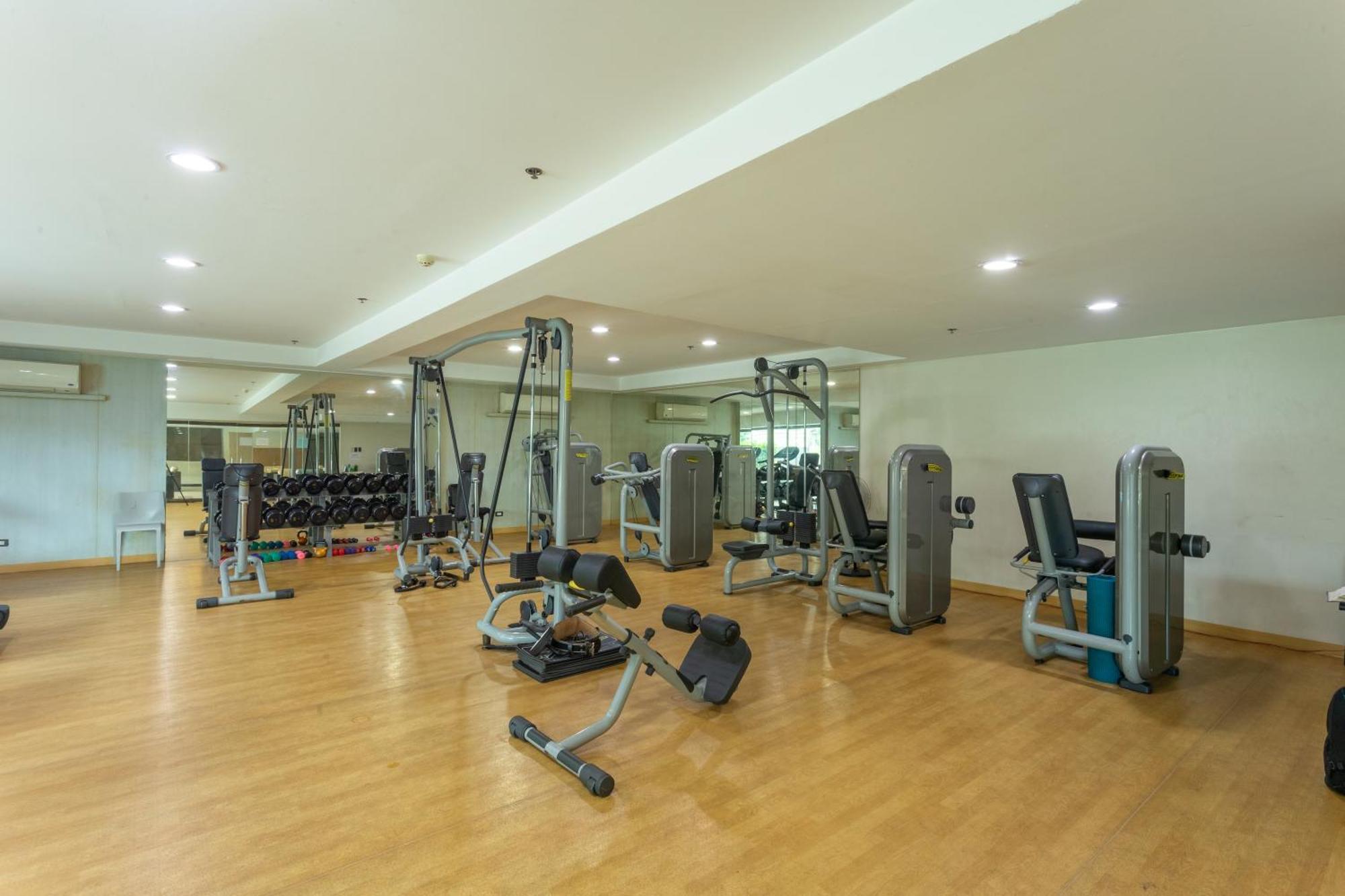 La Breza Hotel Bandar Quezon Luaran gambar