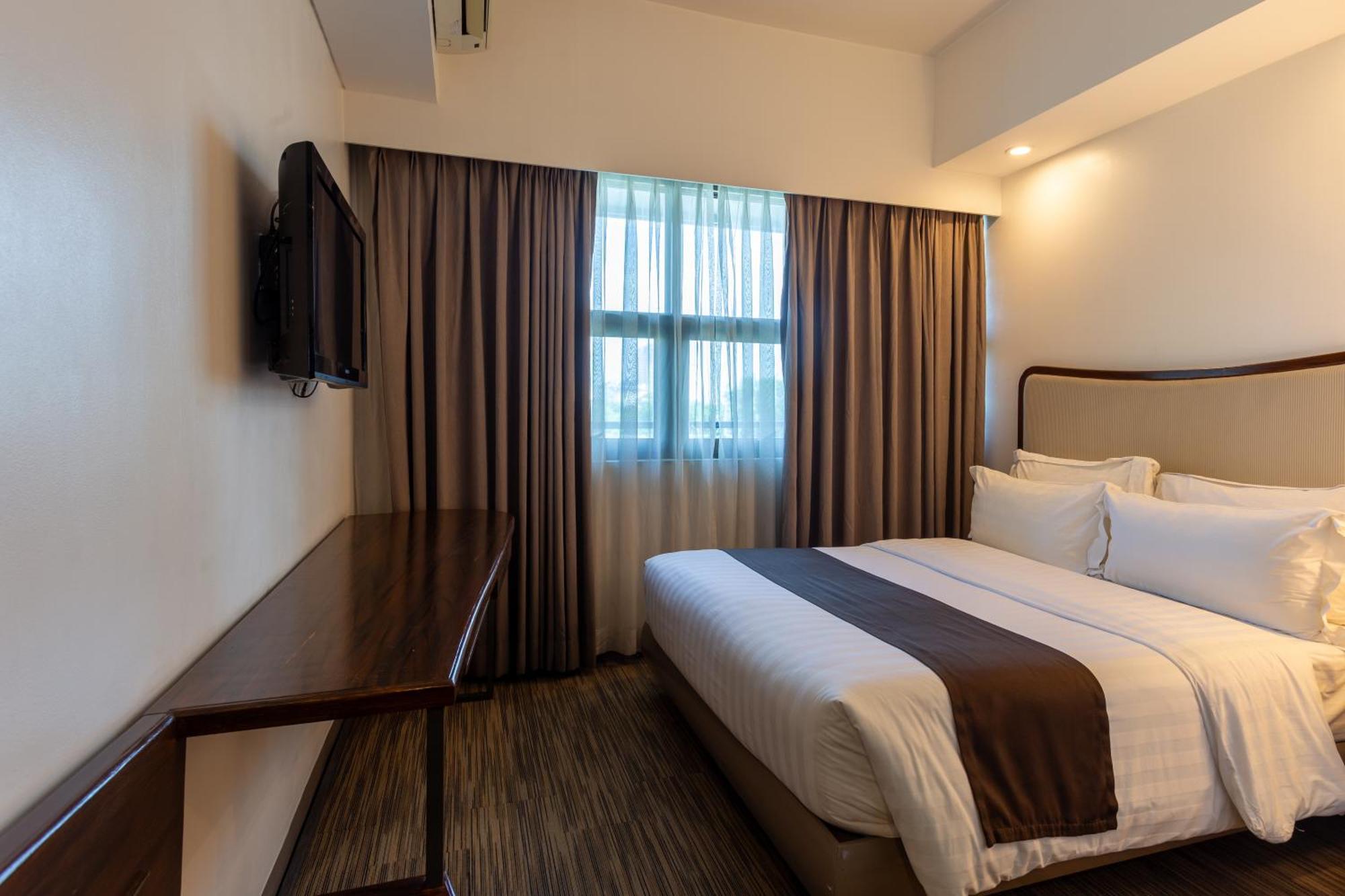 La Breza Hotel Bandar Quezon Luaran gambar
