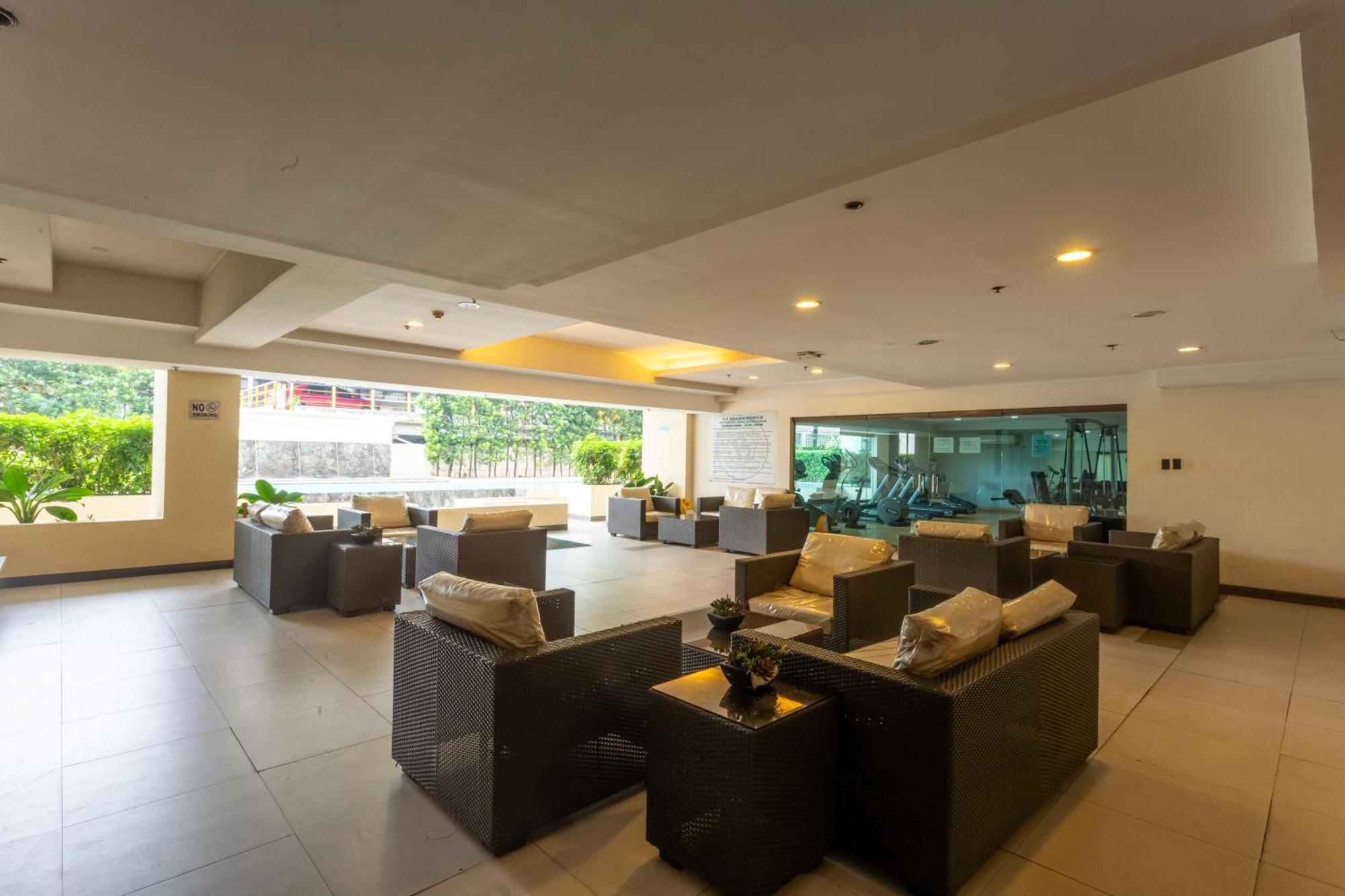 La Breza Hotel Bandar Quezon Luaran gambar
