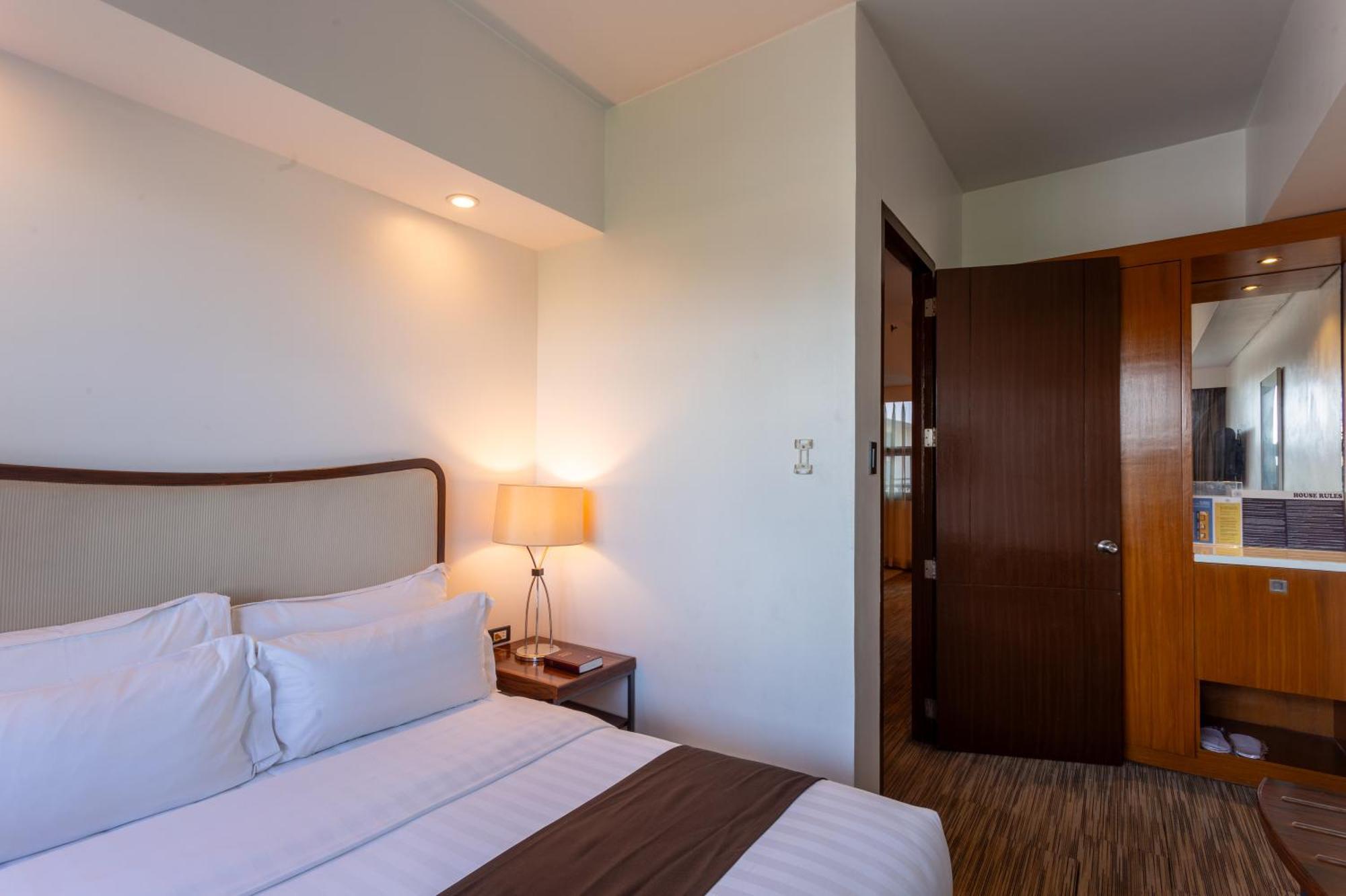 La Breza Hotel Bandar Quezon Luaran gambar