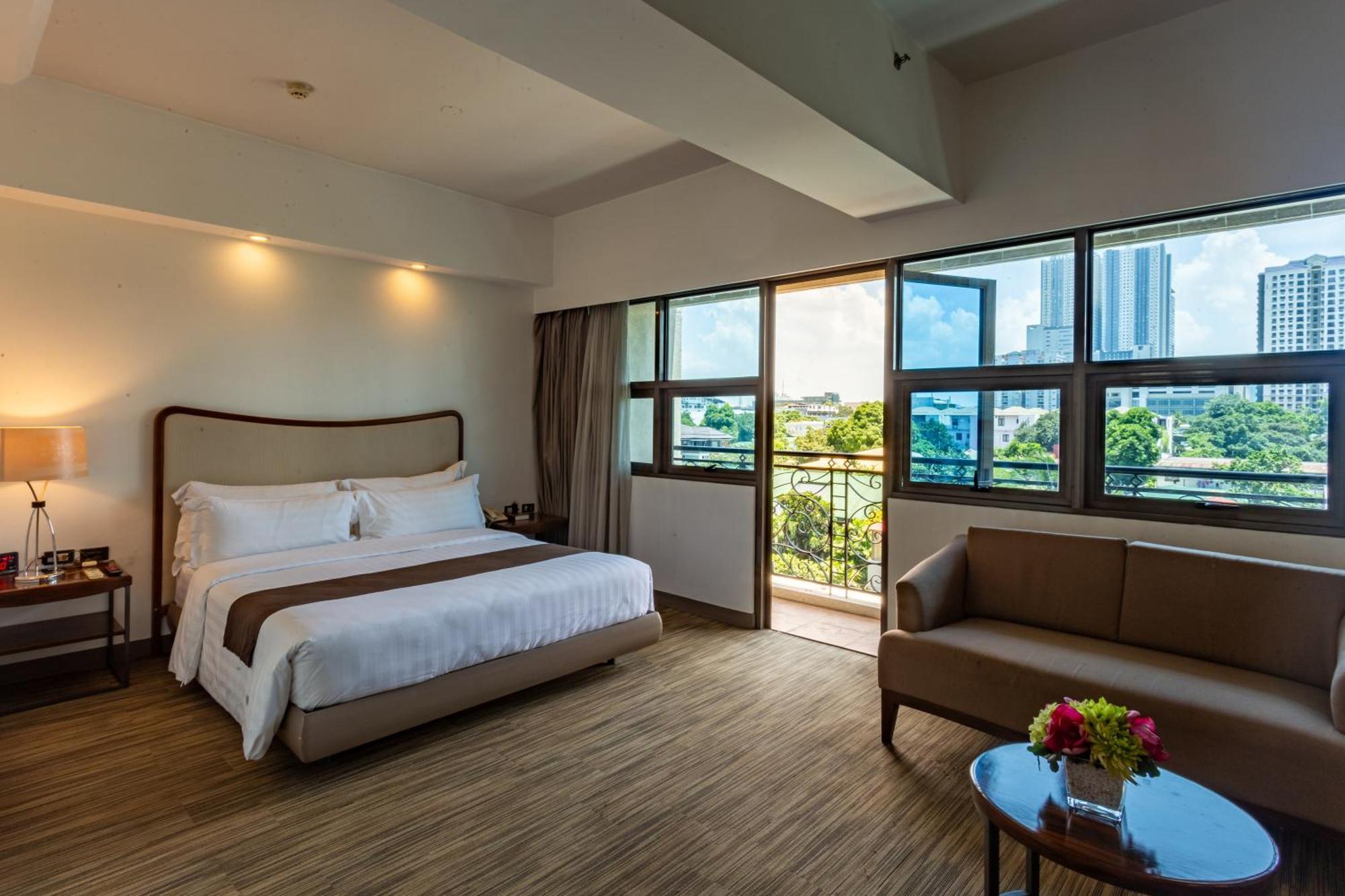 La Breza Hotel Bandar Quezon Luaran gambar